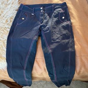 USG Full Seat Breech